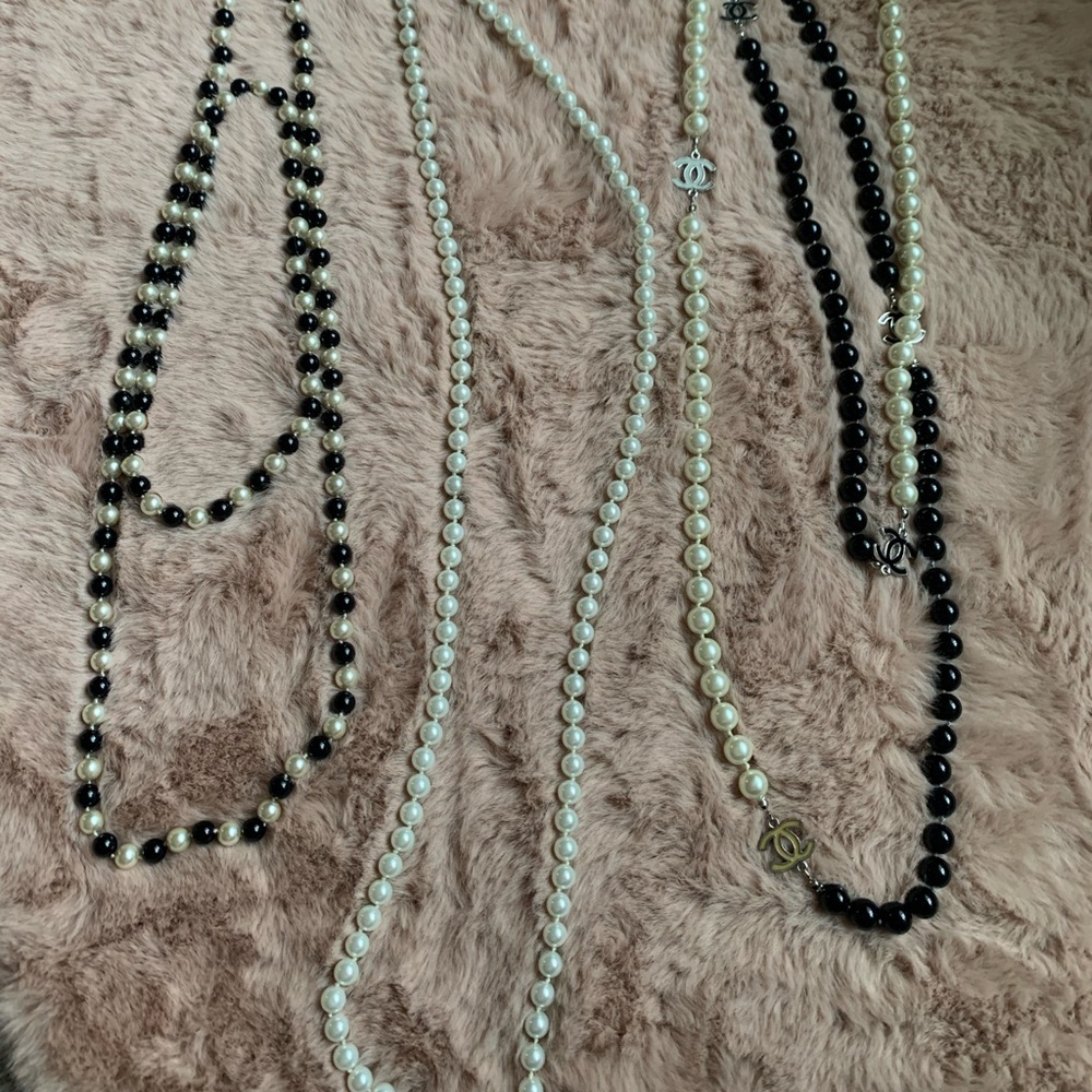 Pearl necklace each $15